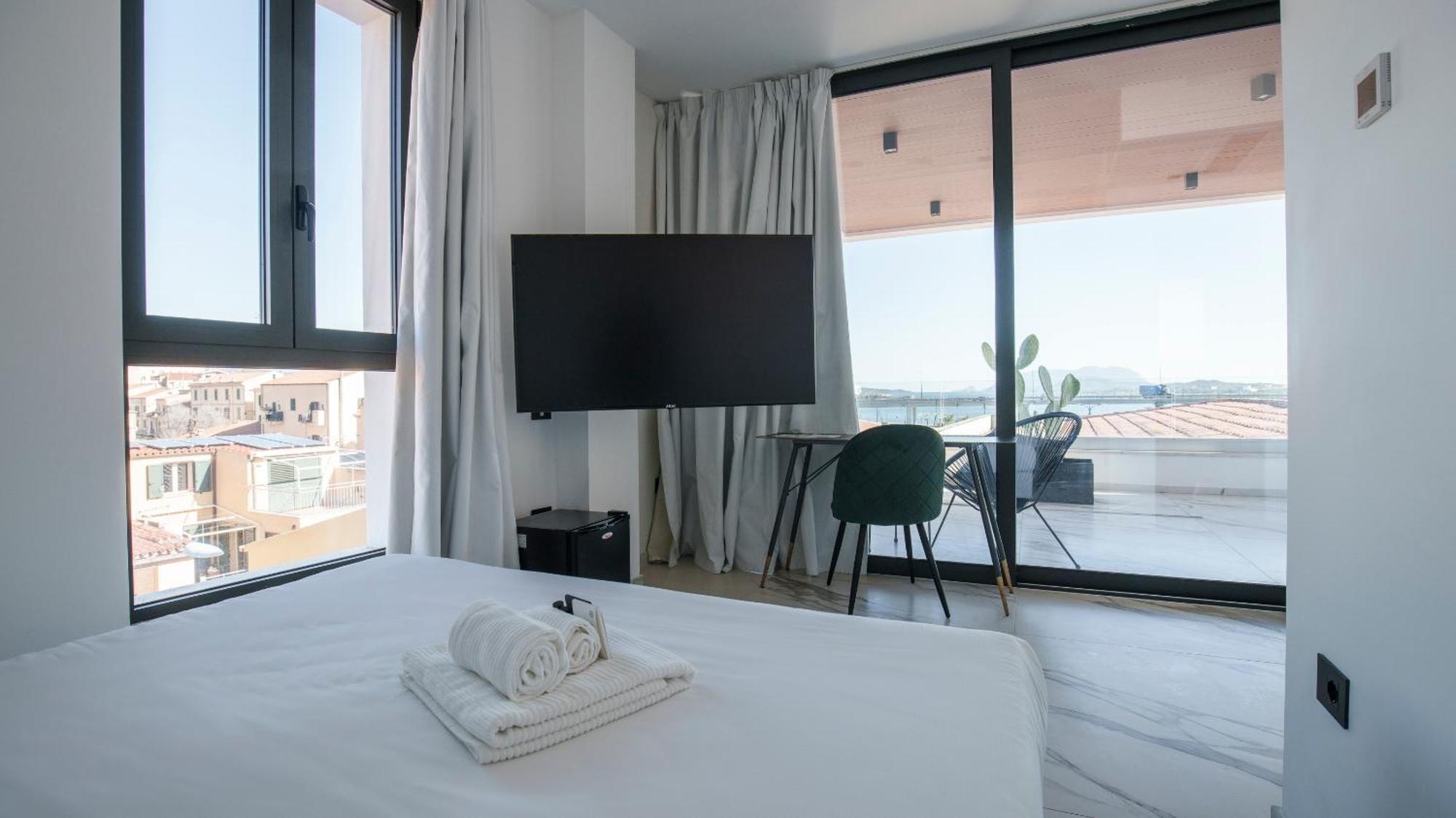 Welcomely - Affittacamere Seamphony Light Rooms Olbia Dış mekan fotoğraf